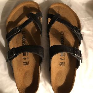 Birkenstock’s size L 11 New